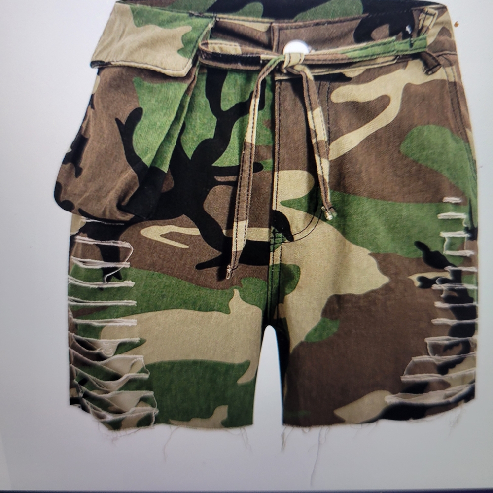 Micas Camouflage Distressed Shorts